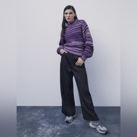 Zara - Knit Sweater - Picture 2 of 10